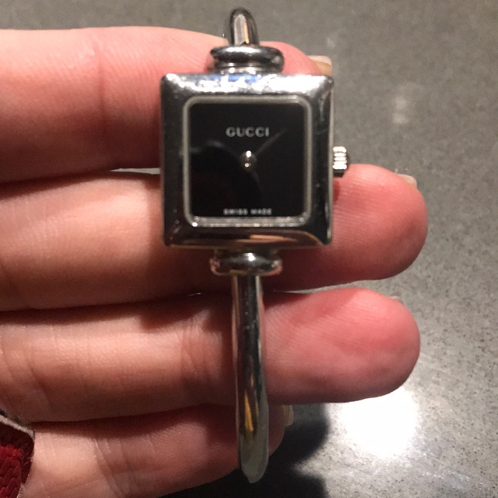 Women’s Gucci watch